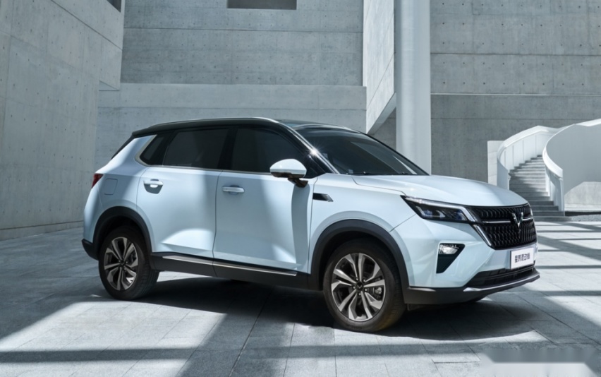 五菱星辰混动版“超能打全能SUV”标签实锤
