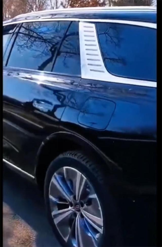 红旗又造了款全尺寸电动SUV 红旗E115实车曝光