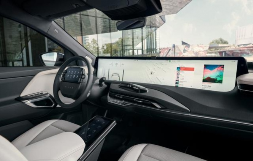 将汽车屏幕设计得比电视机还大，就是科技感了？