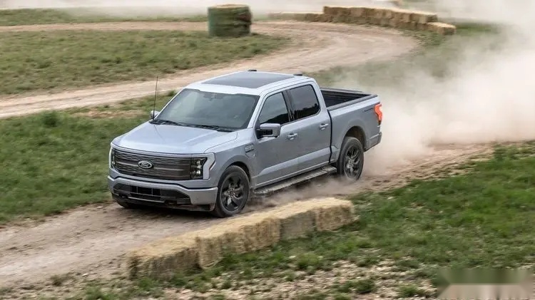 福特公布 2024 年款 F-150 Lightning 全系列定价