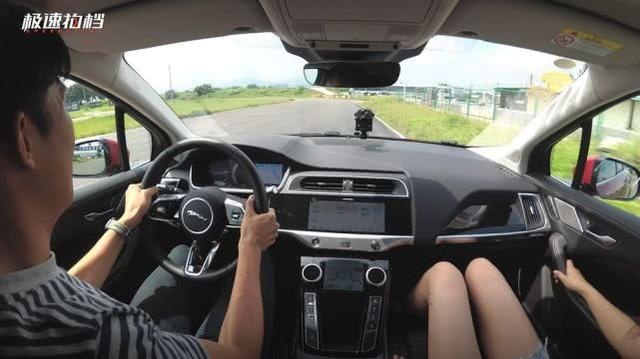 加速4秒多的SUV 赛道上能跑多快？Jacky、小乔激试捷豹