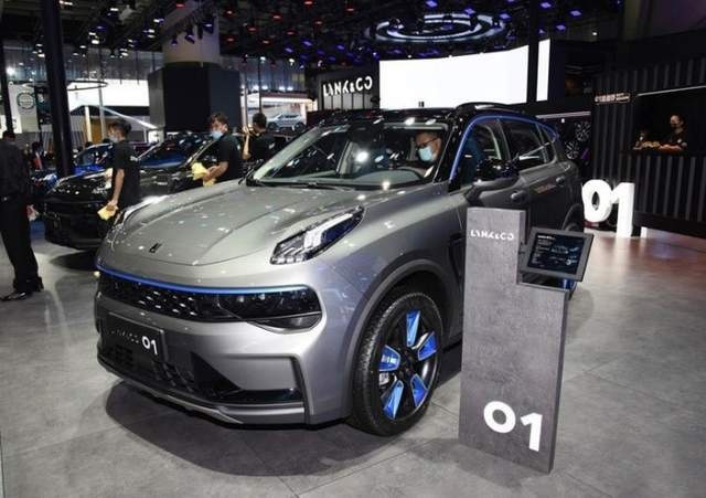全新领克01正式上市，17.98万元起，内饰优化大动力是亮点