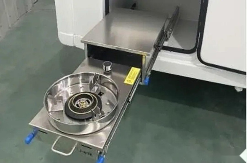 小巧精致又实用的科发小企鹅拖挂房车，小户型设计可满足一家人使用