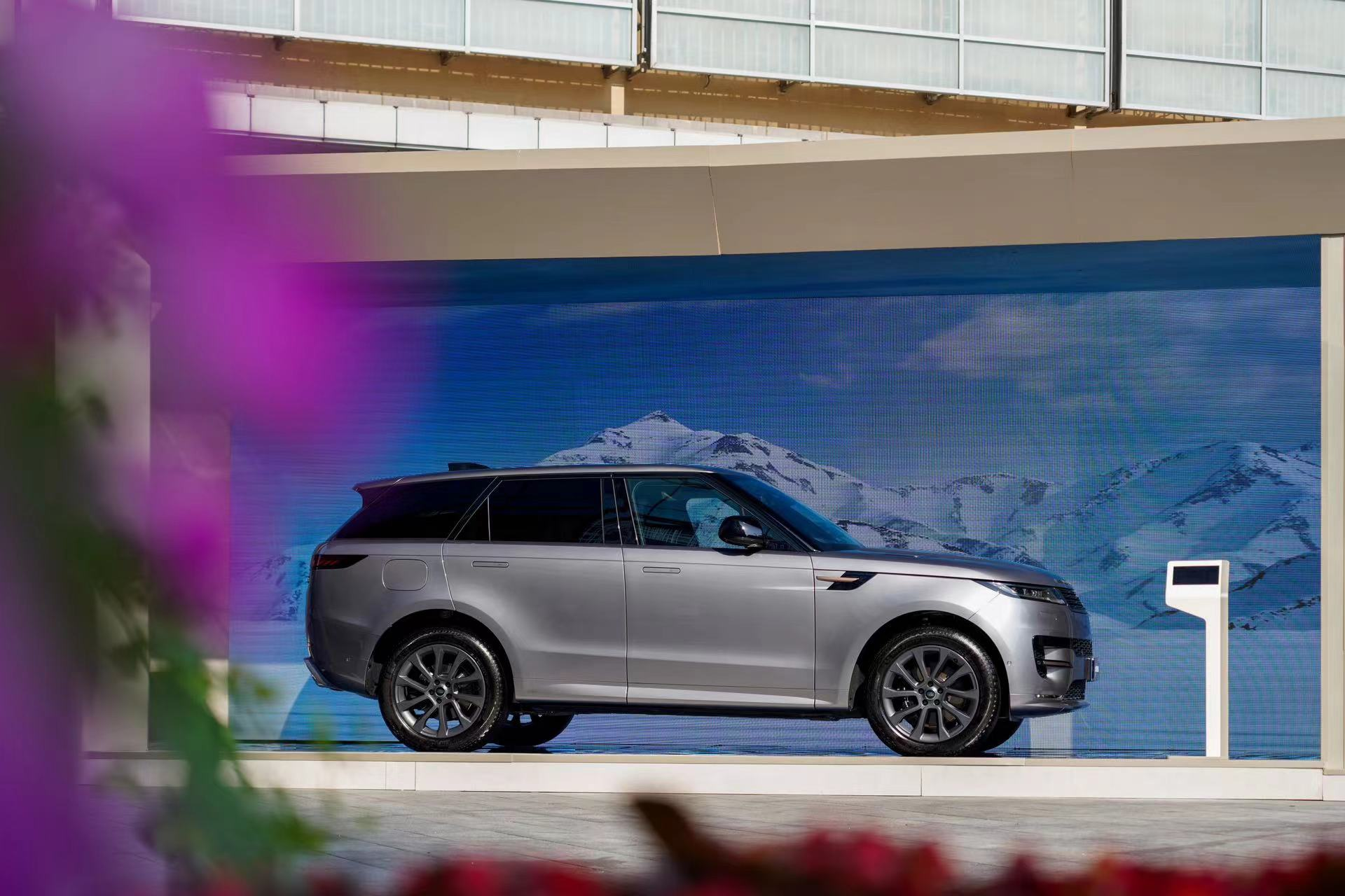 ȫ�����\�Ӱ����׶��M�к��A����������