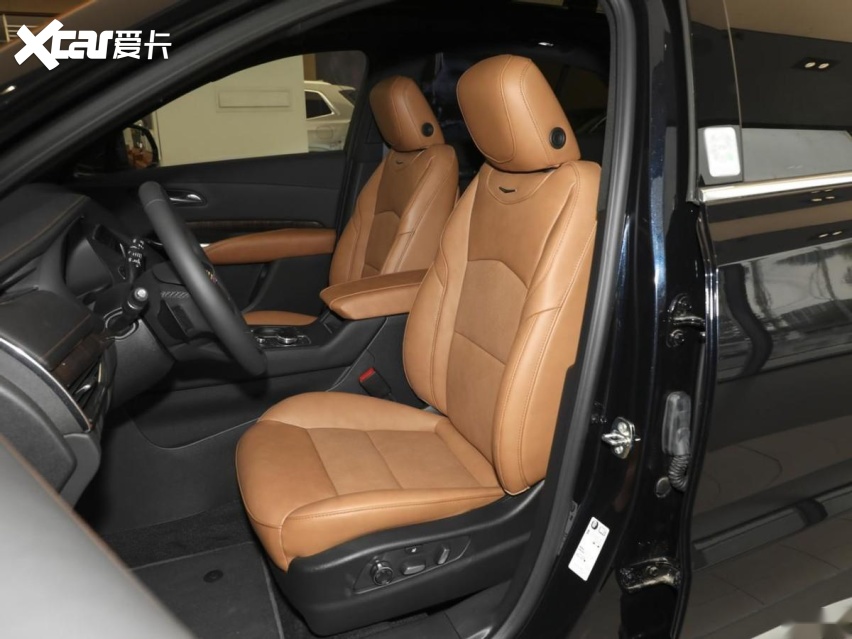全新林肯冒险家对比凯迪拉克XT4,追寻美式豪华座驾的卓越之选!