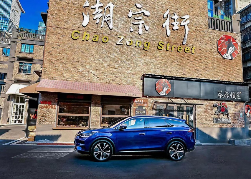 2022款唐EV VS 小鹏G9，谁才是国产电动车“天花板”