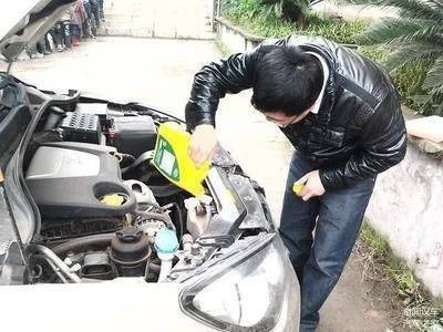 冷却液对爱车到底有啥作用？深入了解冷却液。