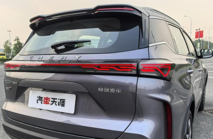 抢先试驾2025款瑞虎7 PLUS,不像10万元价位的车