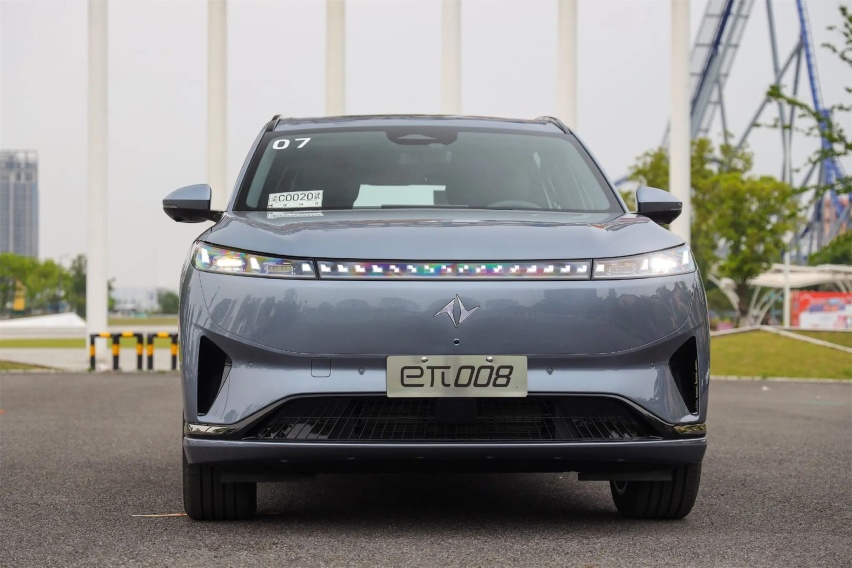 预售20万起，6座布局，东风奕派eπ008要做中大型SUV“搅局者”？