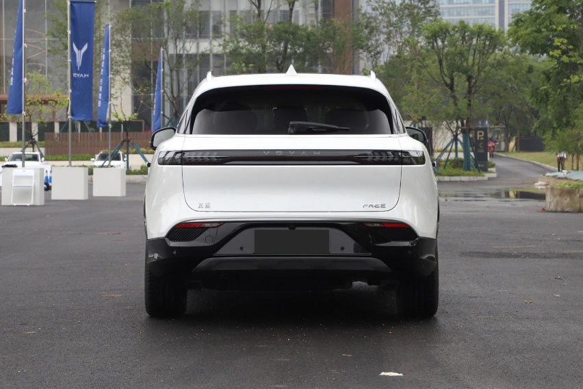 建议跑长途开中大型SUV，这两款车，安静舒适，四轮驱动安全性好
