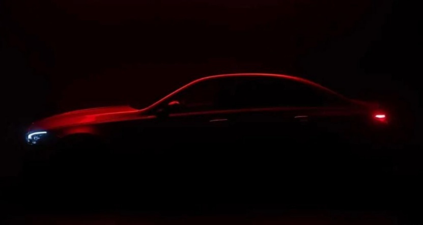 全新梅赛德斯-AMG C63发布;马自达全新SUV曝光