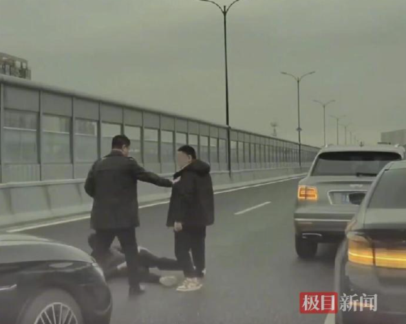 正能量爆棚！比亚迪车主的善举获比亚迪奖励20万！