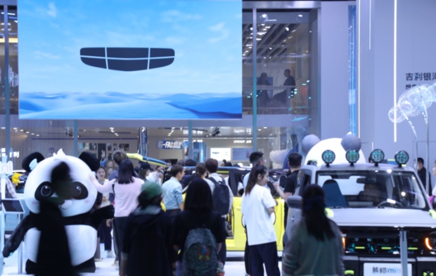 将于4月亮相上海车展的银河L7，PK宋plus dmi，谁将胜出？