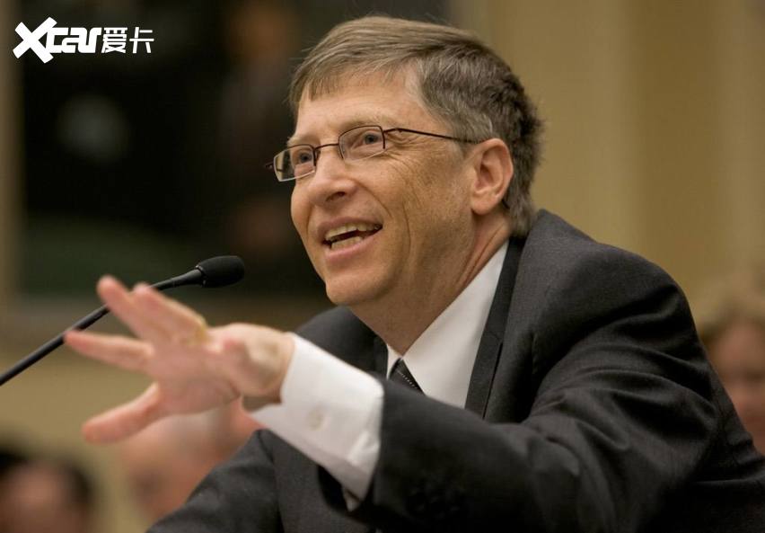 (bill gates),全名威廉·亨利·盖茨三世,简称比尔或盖茨.