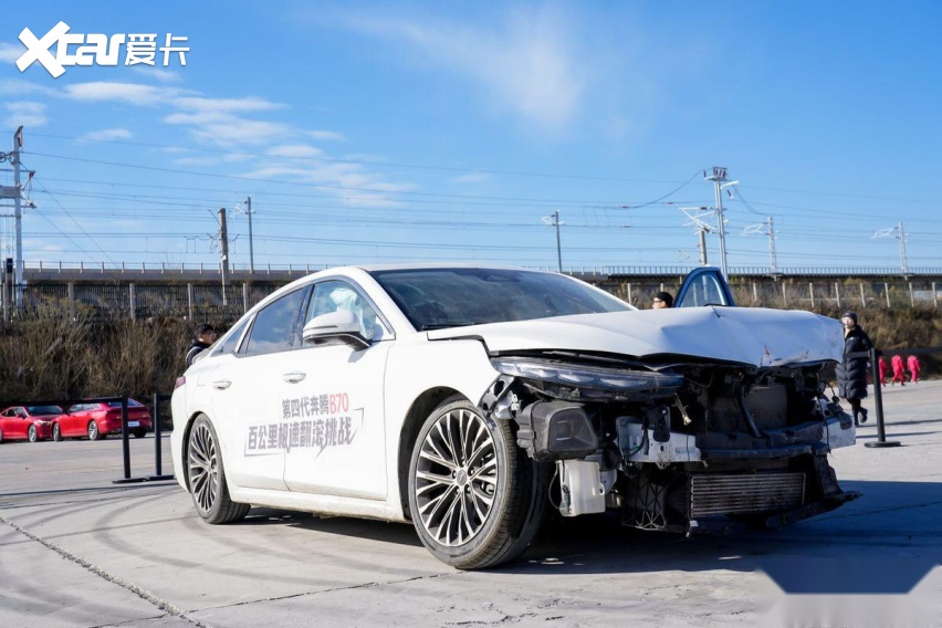 挑战100km/h高速翻滚试验，第四代奔腾B70的“成绩单”来了