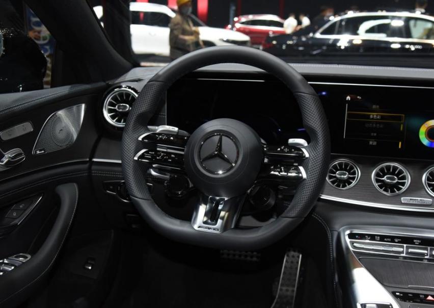 跟帕拉梅拉一个价，奔驰AMG GT50实力依旧强劲，4.9秒破百