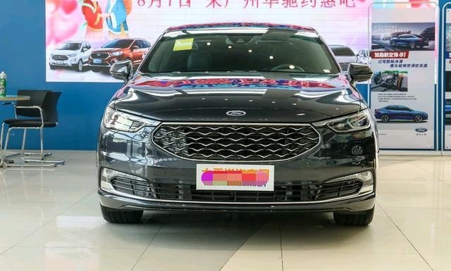 福特金牛座，起步2.0T+8AT，车长超5米