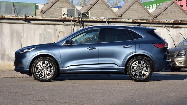 3分钟看车圈：福特Mach-E Coupe 电动肌肉车？