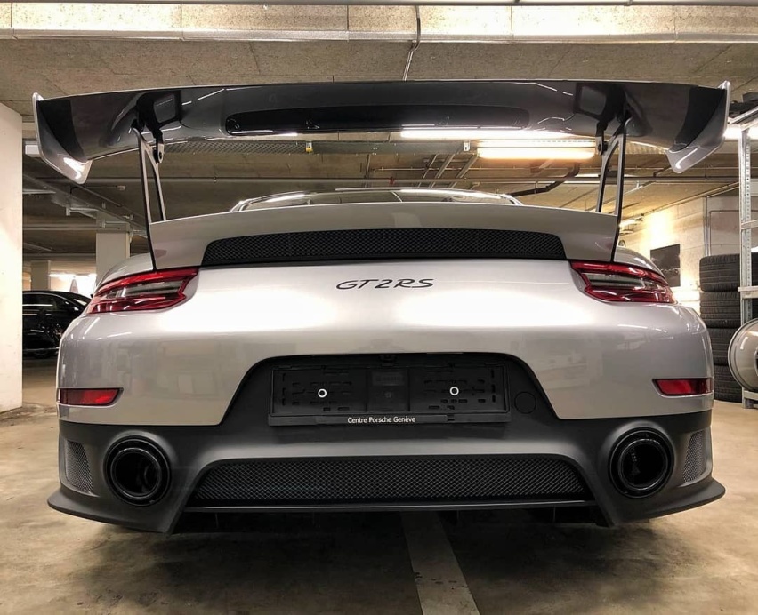 保时捷911 GT2 RS实车 很有运动感