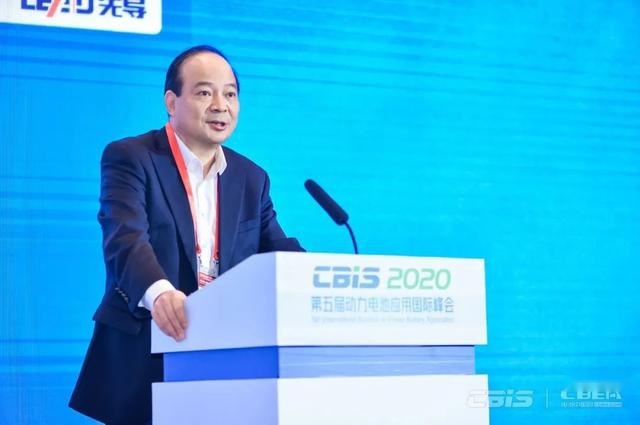 宁德时代曾毓群：已开发永不起火的811三元电池系统！