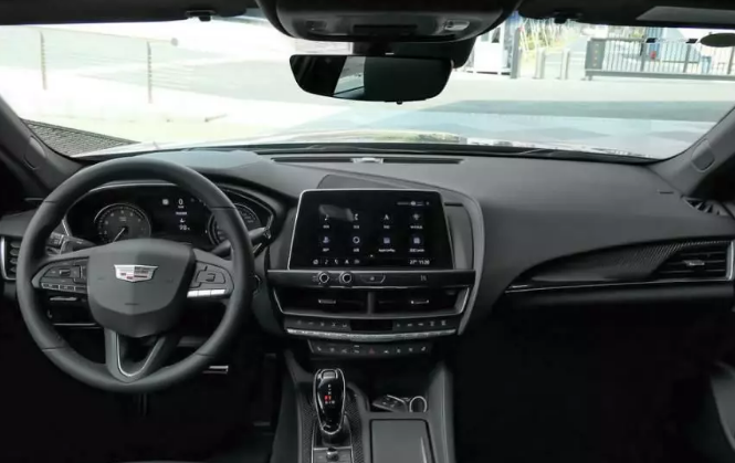 全新中型豪华后驱轿车，凯迪拉克CT5提供可变缸技术