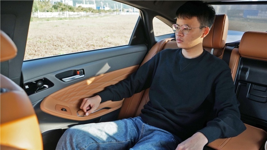 试驾亚洲龙是开大船？绝对不是 并且看齐欧洲豪华车