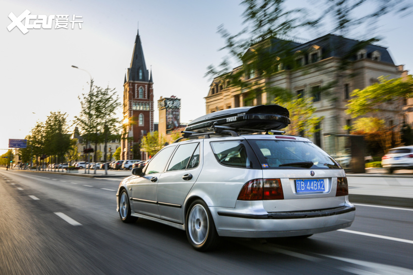 王牌飞行员申请出战 体验稀有老车萨博9-5旅行版