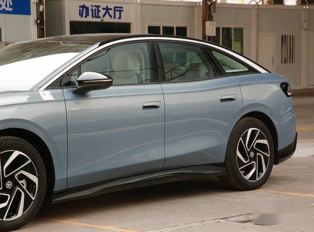 轴距比特斯拉Model 3还长，大众重磅纯电轿车上市，能成销量担当吗？