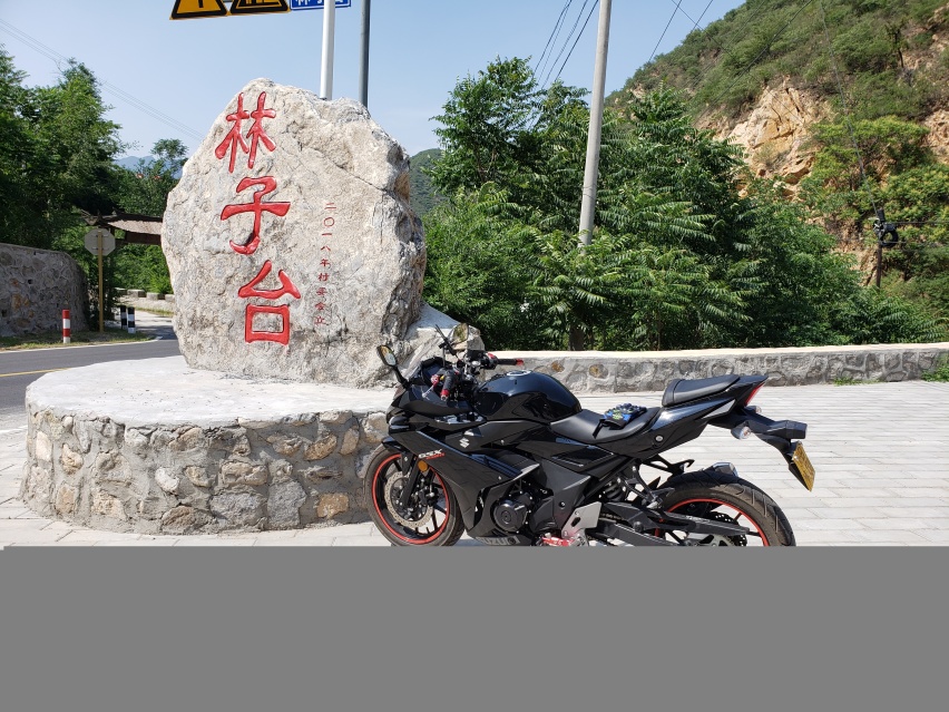 要速度也要酷，短途摩旅神器：铃木GSX250R