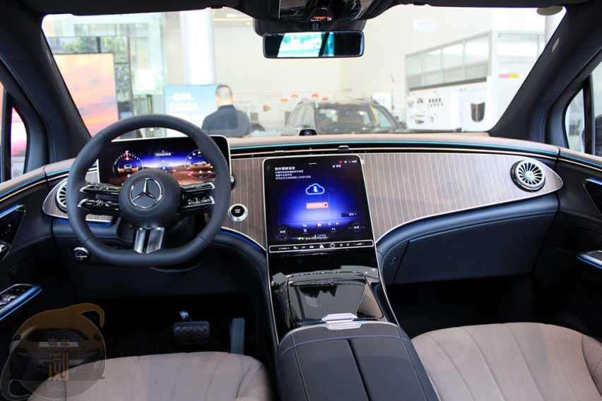 5.1秒零百加速   实拍EQE SUV：TA像一台SUV么？
