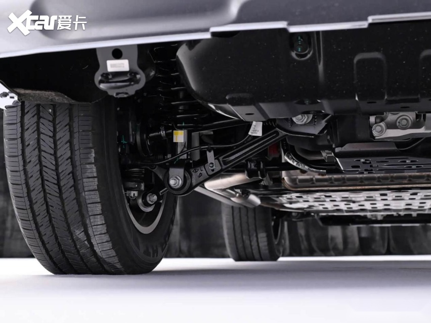 纯电续航220km,华为乾崑ADS 5+CAS 5.0,泰钽700预售
