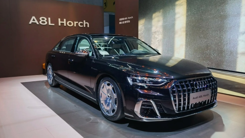 奥迪A8L Horch养车成本解析，5万元/年够不够养百万级豪车？