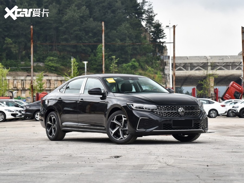 自主还是合资？红旗H6对比大众帕萨特与丰田亚洲龙，怎么选