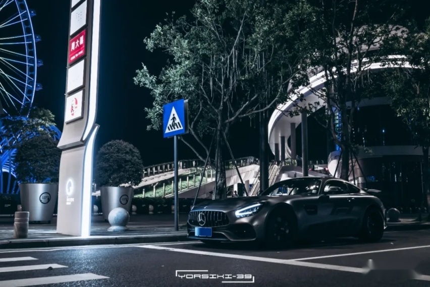 油耗堪比纳智捷的梅赛德斯-AMG GT，两天一箱98你受得了吗？