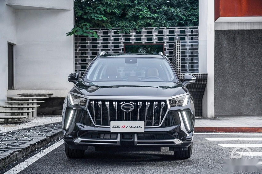 最强2.0T的家用SUV？12.68万起，广汽传祺GS4 PLUS上市