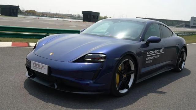 【试驾】保时捷Taycan Turbo S:电动化?还是超进