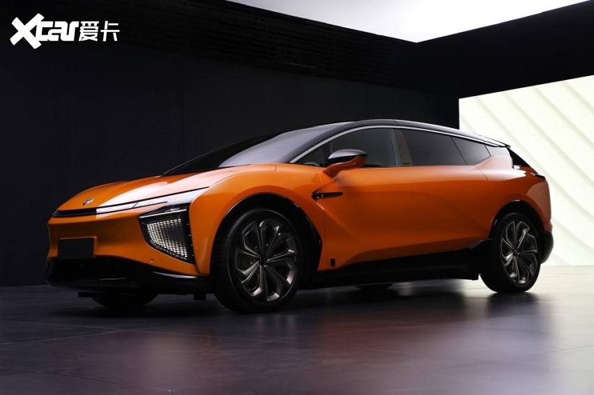 智能电动车高合hiphi x创始版上市 售80万元