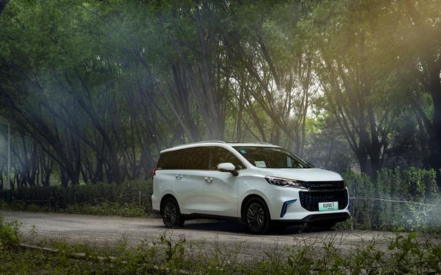 IONIQ、LYRIQ、EUNIQ，新能源汽车命名背后的逻辑
