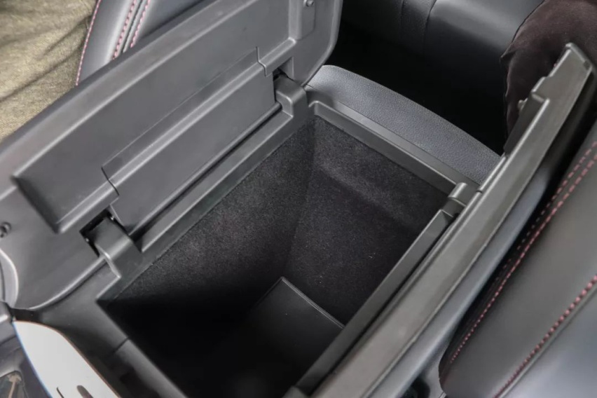 10余万买一台2.0T的中型SUV，奔腾T99只是虚有其表？