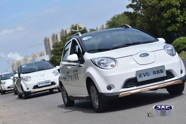 短途代步首选！续航可达310km，试驾江淮iEV6E青春版售6.55万元起