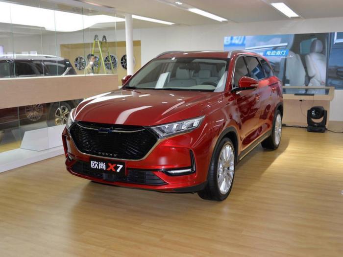郑谊看车展（5）：爱信8AT加持，长安欧尚发力高端SUV？