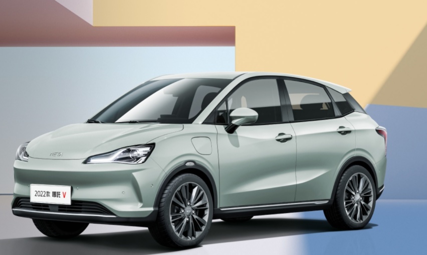 8万级亲民代步SUV！月销超1万辆/空间大 还要啥电动微型车？