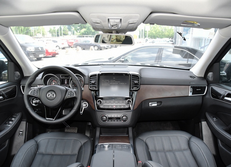2021款BJ90上市 3.0T V6与4.0T V8发动机 国产版GLS？