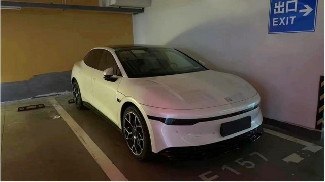 【E汽车】极氪007入门车型曝光