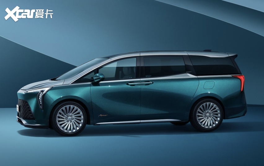 别克全新gl8下线!双色车漆,豪华感远超埃尔法,老板座驾首选