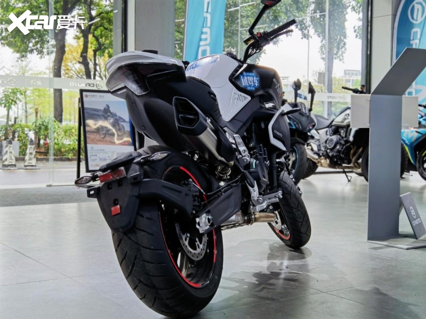 春里雨里,陪同朋友静态品鉴春风800nk