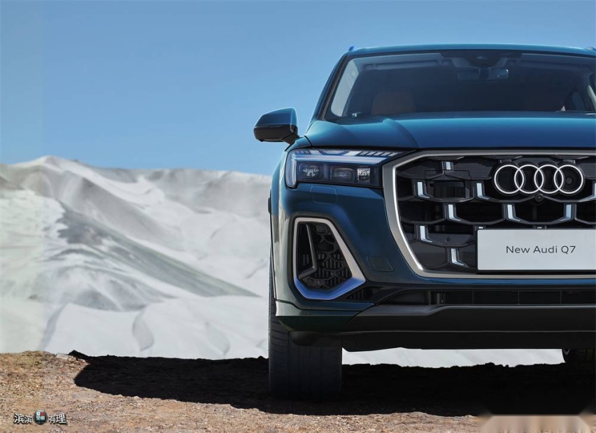 7-“奥迪Q家族旗舰SUV”应用了奥迪最新的CIVI设计语言，尽显王者风范.jpg