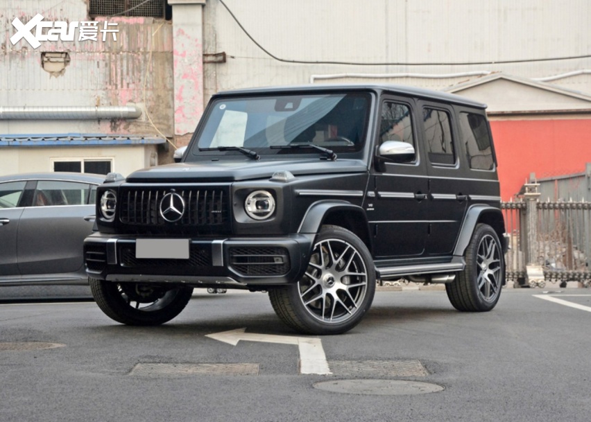 4.0T V8 AMG  G63，售价245.88万，加价肯