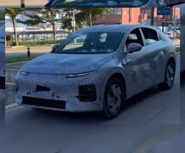 小鹏G5 or小鹏G7，将硬杠特斯拉Model Y的自动驾驶能力？