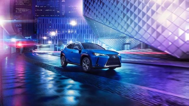 售价36.2万起，NEDC续航400km，全新UX300e